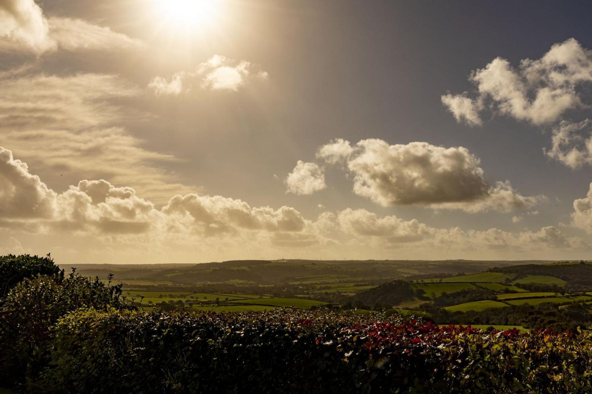 The Hidden Valley - A Stylish Rural Retreat, Perfect For Families St Clears Exterior photo